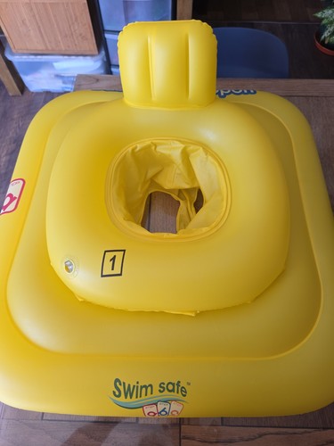 Baby inflatable swimming float - inflatable,